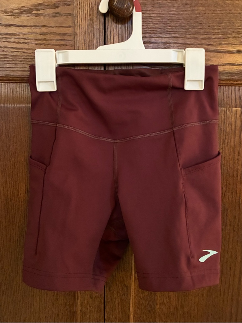 Women’s Brooks 5” Chaser Short Tights- XS